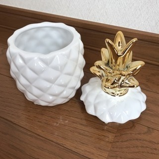 取引完了 未使用 ニトリ パイナップル小物入れ