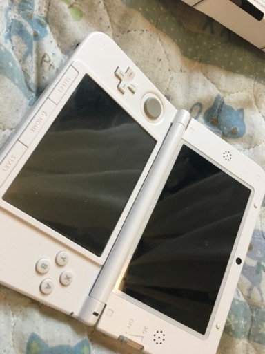 ニンテンドー3DSLL ピンク×ホワイト