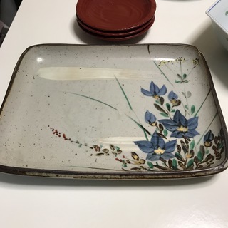 皿やコップまとめての画像