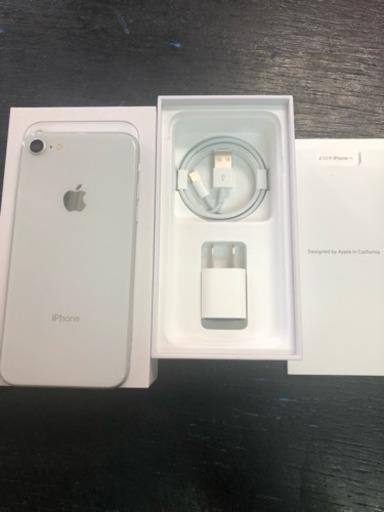 【美品】シムフリー iPhone8 64gb シルバー