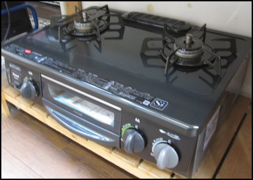 新生活！8640円 リンナイ ガスコンロ ガステーブル 2013年製 ホース付