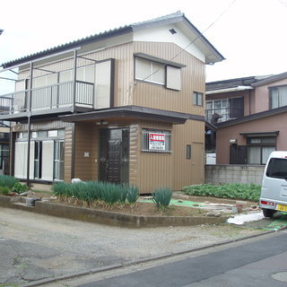駅近で、駐車場と庭付き戸建てが７２０００円