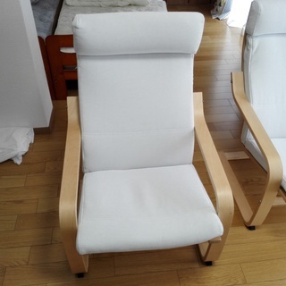 【無料】シングルベッド×２ IKEAチェア×２ スチールラック×２ 直接引き取り ※27日までの画像