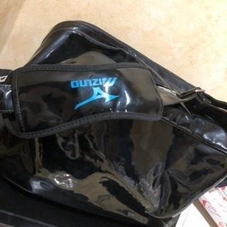 MIZUNO エナメルバッグの画像