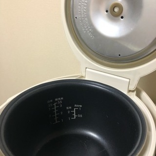 炊飯器の画像