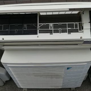 冷暖房 ダイキン中古エアコン 2.2kw  配達·取付工事込み