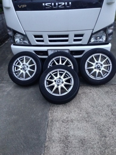 タイヤ、アルミホイールセット