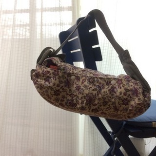 美品！エルゴ抱っこ紐の画像