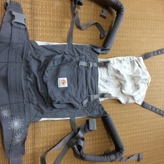 美品！エルゴ抱っこ紐の画像