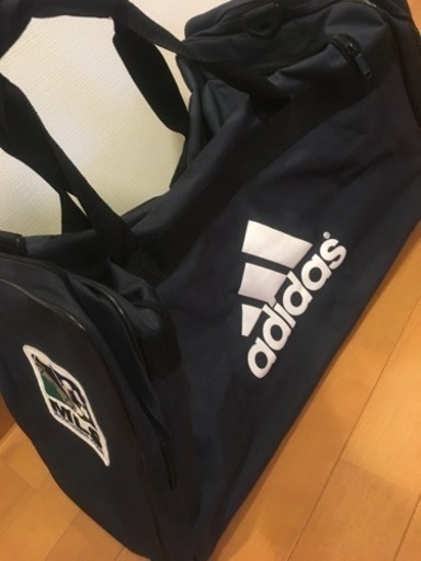 adidas スポーツバック