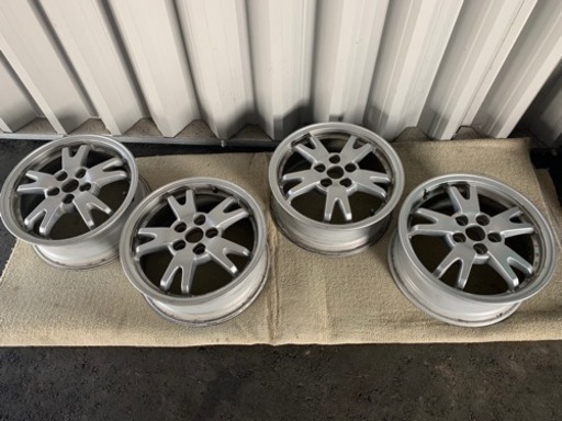 プリウス純正アルミホイール中古格安