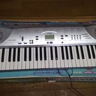 カシオ CTK-230 電子ピアノの画像