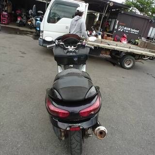 他店に売れてしまいました。回覧ありがとうございました。☆ホンダ フォルツァMF08型♪の画像