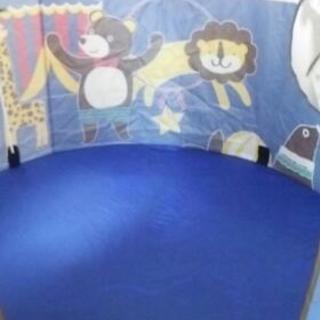 取引終了）  キッズテント（青色、サーカス柄）の画像