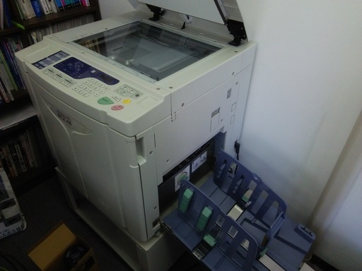 輪転機　RISOGRAPH RZ430