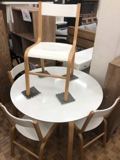 【IKEA】SKOGHALL４人掛けダイニングテーブルセット