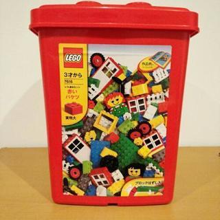 LEGO　赤いバケツ