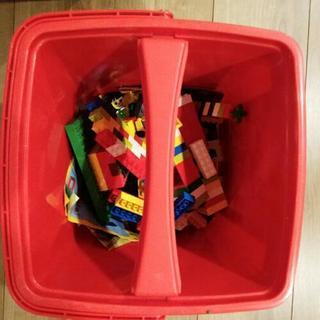 LEGO　赤いバケツの画像