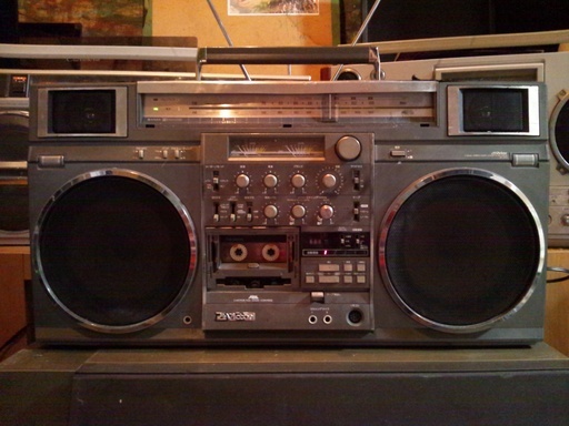 RC-M90　（ビクターレトロラジカセ）