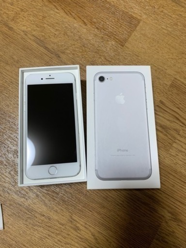 iPhone7 128GB simロック解除済み。