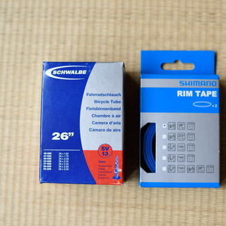 26インチMTB用チューブと26インチリムテープ 20㎜各１箱、...