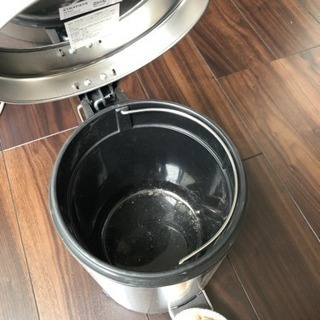 イケアのゴミ箱あげますの画像