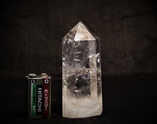 天然石 280ｇブラジル産水晶 ポイント（六角柱）パワーストーン　クリスタル一本剣