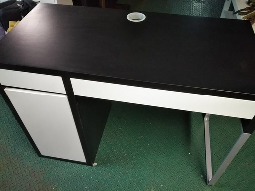 ［ikeaイケアPCデスク］⁑リサイクルショップヘルプ