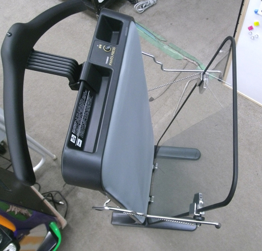 札幌 ガラスパネル ズボンプレッサー パンツプレス アイロン ツインバード社 SA-D729 