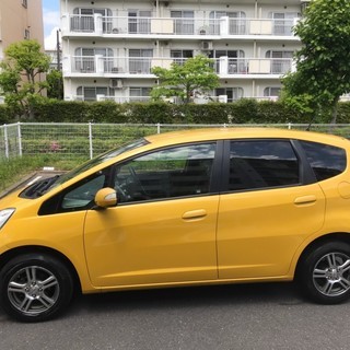 Ｈ２２　フィット　Ｇ　Ｆパッケージ　２年車検整備付き ６．９万キロ　ナビ　テレビ　アルミホイル　テレビ　バックカメラ　ＥＴＣの画像