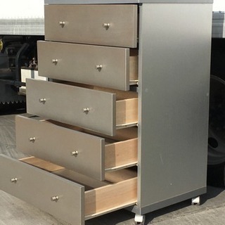 無料で！キャスター付き 5段チェスト◇幅60 奥行42 高さ89 cm◇お譲り致しますの画像