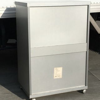 無料で！キャスター付き 5段チェスト◇幅60 奥行42 高さ89 cm◇お譲り致しますの画像