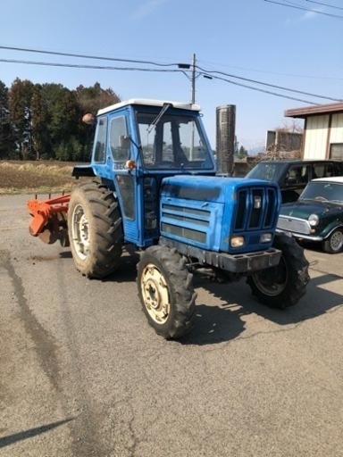 中古 イセキ トラクタ t6000F(四駆)