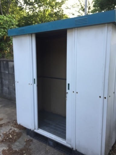 中古物置 鍵付 倉庫 収納 H1900×1850×800