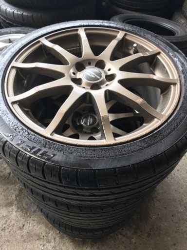 プリウス用アルミホイール付き215/45/17 タイヤ、車に取り付け無料