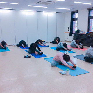【骨盤エクササイズ+調整ヨガ】サークル 骨盤調整・骨盤底筋 体操 エクササイズ − 東京都