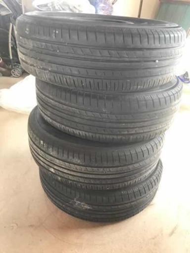 185 65 r15 ヨコハマBlueearth