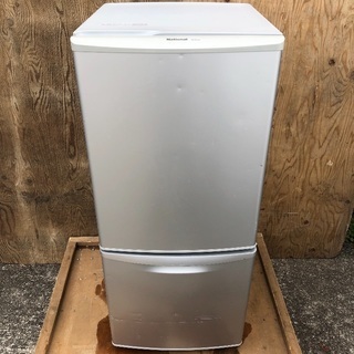 【配送無料】135L 冷蔵庫 頑丈ガラス棚 NR-B142J