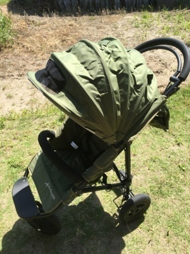 期間限定 残り数日につき更に値下げ!6月中にお引き渡し可能な方！Air Buggy CoCoブレーキモデル　グリーンティ