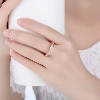 シルバー925指輪 レディースリング 結婚指輪 ピンクゴールドメッキ婚約指輪 ジルコニア cz アクセサリーの画像