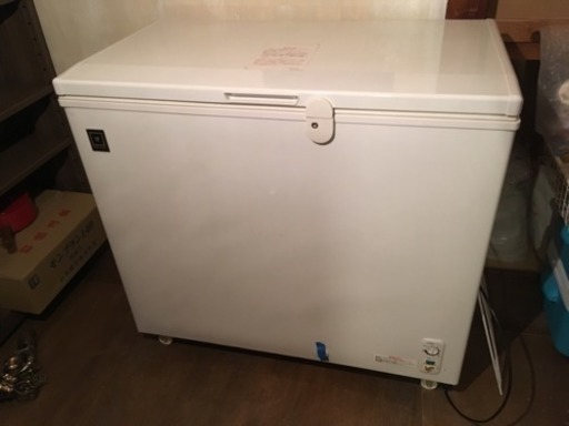 レマコム 冷凍ストッカー 210L(引き取りに来ていただける方)