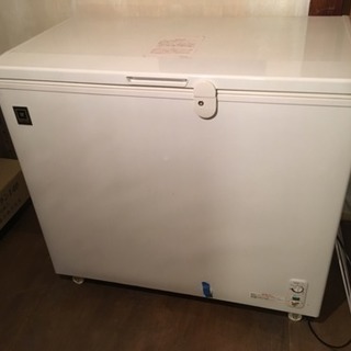 レマコム 冷凍ストッカー 210L(引き取りに来ていただける方) レマコム 冷凍ストッカー 210L(引き取りに来ていただける方)