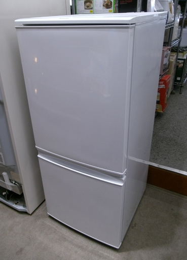 札幌 一人暮らし向け 137L 2014年製 2ドア冷蔵庫 シャープ つけかえドア ホワイト SJ-D14A-W 単身者