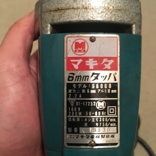 【※現在値下げ中】　マキタ 電動ドリル２個セットの画像