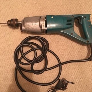 【※現在値下げ中】　マキタ 電動ドリル２個セットの画像
