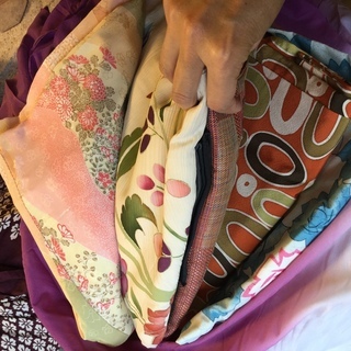 着物 和服 リサイクル  着物3点上着2点 汚れあり リメイク用