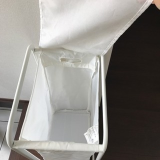 IKEA ランドリーボックスの画像