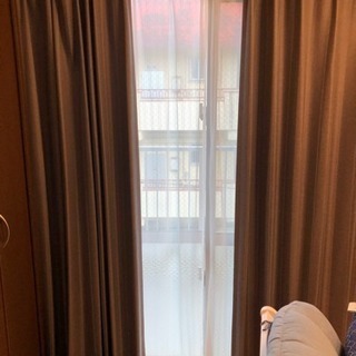 無料カーテン 早い者勝ち！