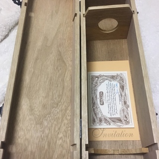 ミドルトンベリーレア 木箱の画像