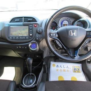 ホンダ　フィットシャトルハイブリット　ハイブリッド・スマートセレクション　ＨＤＤナビ　１年保証付 カーローン：支援対象車の画像